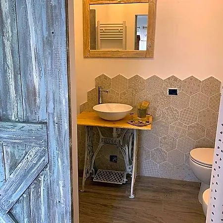 Al Bosco Incantato Bed & Breakfast 4*